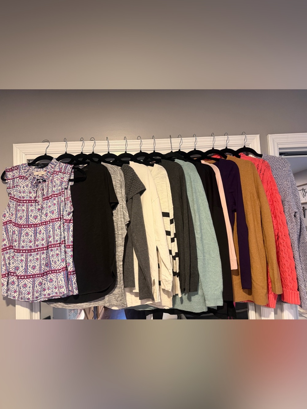 Loft/Ann Taylor Bundle of 14 Sweaters, T-Shirts, Tank-top and Long Sleeve Size L